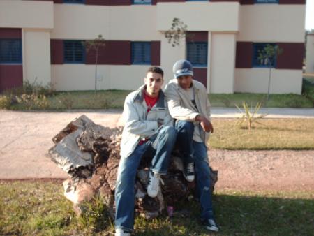 c moi avec yassine dans la fac