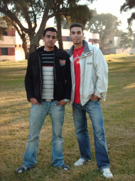 c moi avec mon ami hassane
