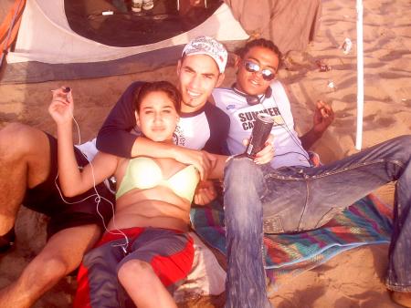 c moi avec ma coupine et yassine