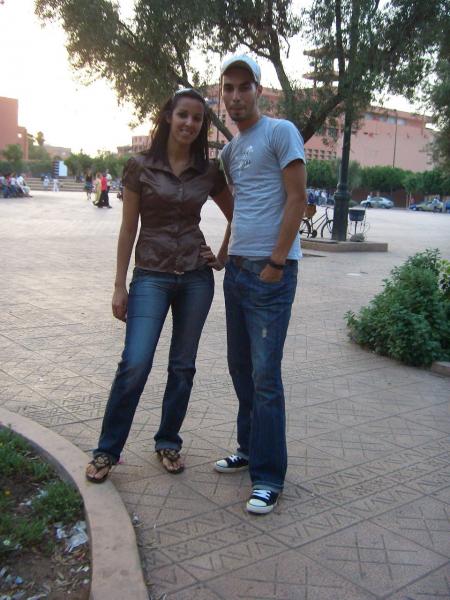 c moi avec sanaa la coupine de kamal a kech